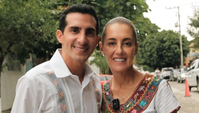 Rommel Pacheco será el nuevo titular de la CONADE Rommel Pacheco y Claudia Sheinbaum