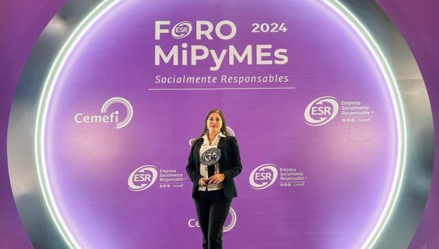 Eventcia recibe su primer Distintivo ESR® tras sus buenas prácticas de impacto social Lic. Nancy García Aguilera, representante de Eventcia.