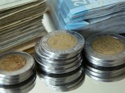 El peso mexicano recupera terreno este jueves