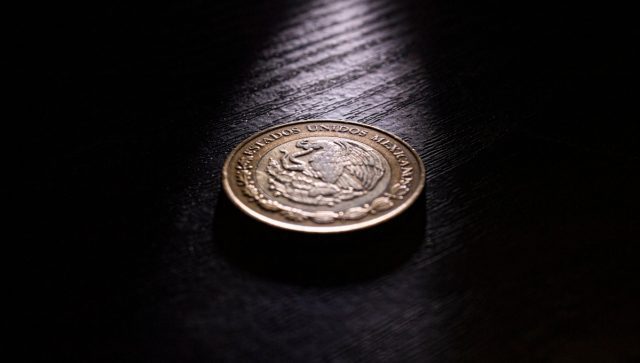 El peso mexicano toma impulso y avanza frente al dólar Peso mexicano