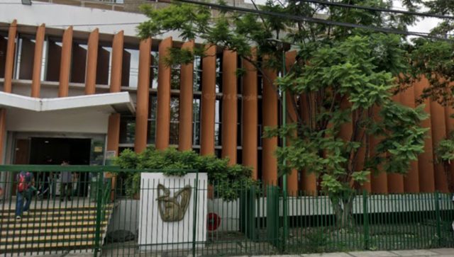 Reportan caída del techo en Hospital General del IMSS en Guadalajara