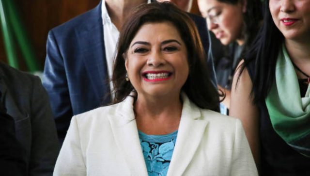 Brugada responde sobre amparos para frenar licencia permanente