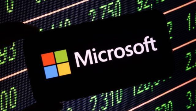 Microsoft enfrenta caída global de servicios en Outlook y Office 365