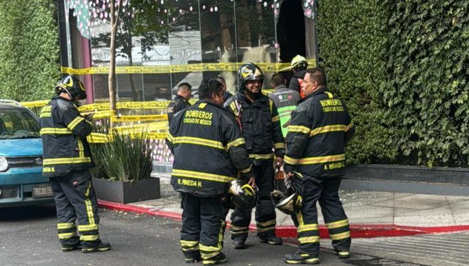 Un muerto y dos lesionados por explosión en Galerías Insurgentes