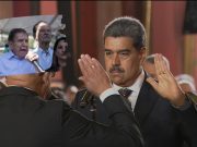 Maduro asume tercer mandato en medio de polémica electoral