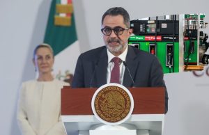 Profeco dice que precio de gasolina con AMLO y Sheinbaum bajó