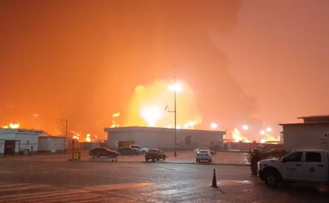 Sheinbaum confirma cinco muertos tras incendio en la Refinería Olmeca, en Dos Bocas