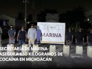 Marina detiene a seis personas con 650 kg de cocaína en Michoacán.