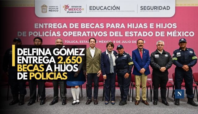 Delfina Gómez entrega 2,650 becas a hijos de policías