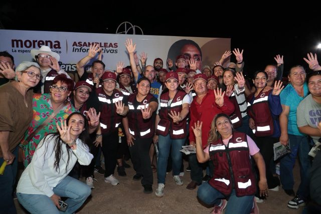 Celida López suma respaldo en la colonia Adolfo de la Huerta en Hermosillo