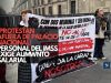 ¡Protestan afuera de Palacio Nacional! Personal del IMSS exige aumento salarial